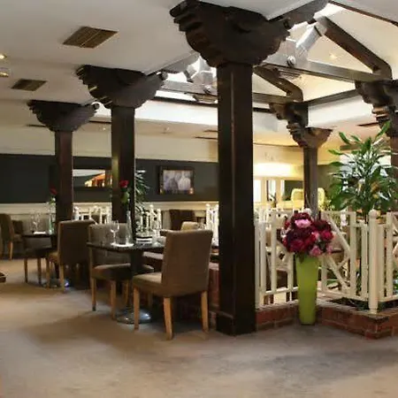 Отель Maldron Merrion Road 4*