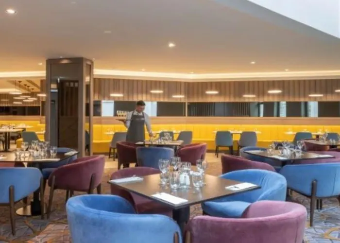 Maldron Merrion Road Hotel 4*