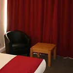 Maldron Merrion Road Hotel 4*